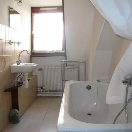 Apartment Charmant Hypercentre